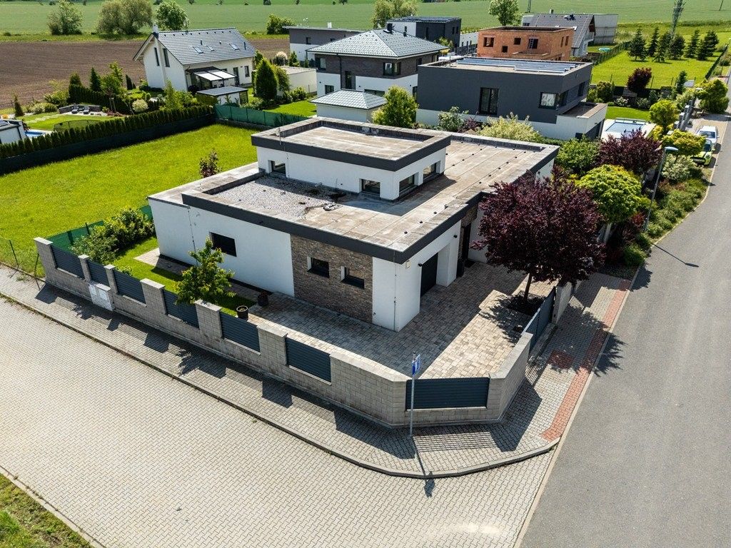 Rodinné domy, Habrová, Čestlice, 130 m²