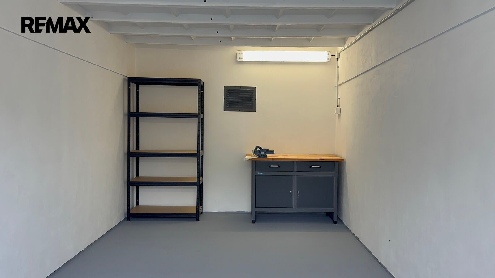 Garáž · 20 m² · Slaný - 4