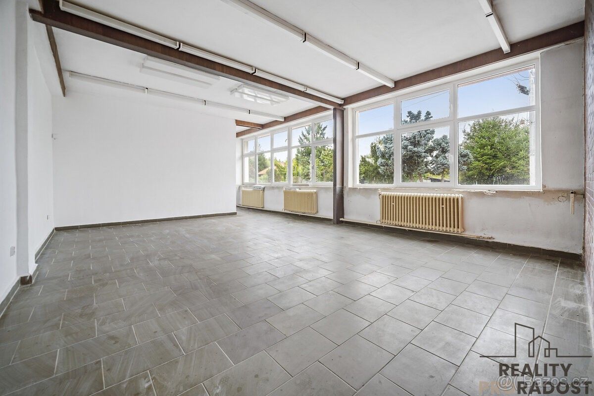 Obchodní prostory, Řečany nad Labem, 533 13