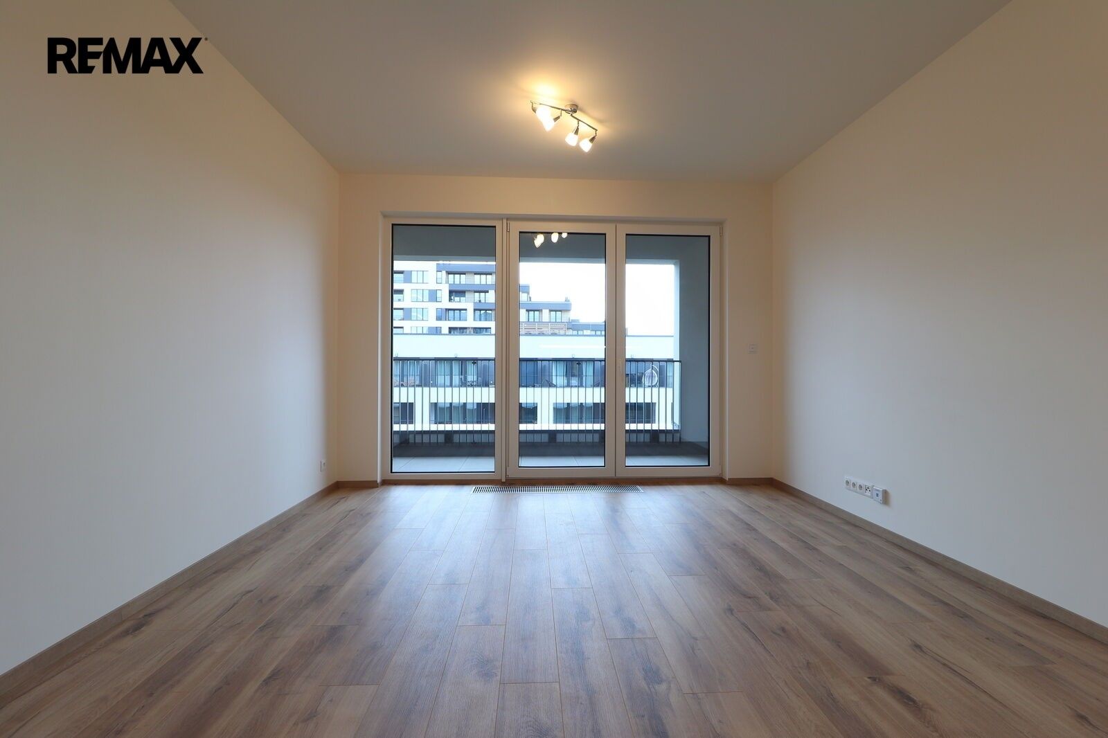 1+kk, Poděbradská 1197, Praha Hloubětín, 30 m² - 2