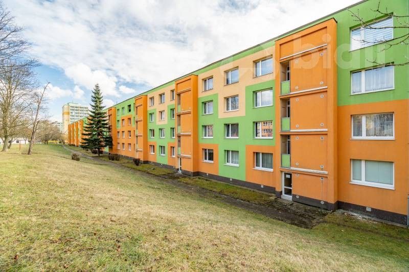 2+1, Sídliště Za Chlumem, Bílina, 50 m²