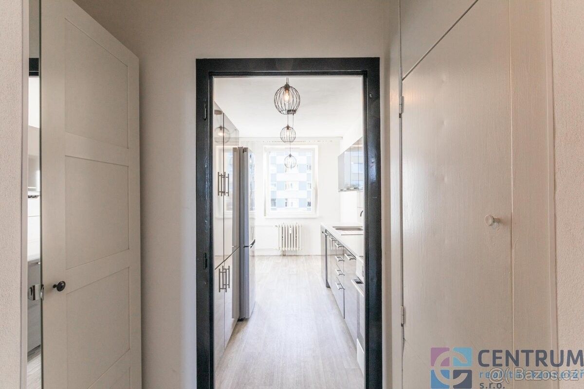 Pronájem byt - Praha, 149 00