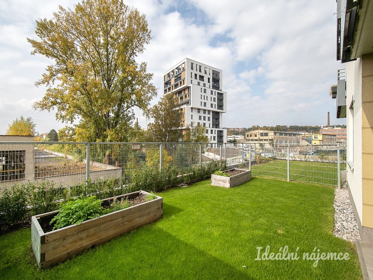 2+kk, Svatošových, Praha, 46 m² - 1