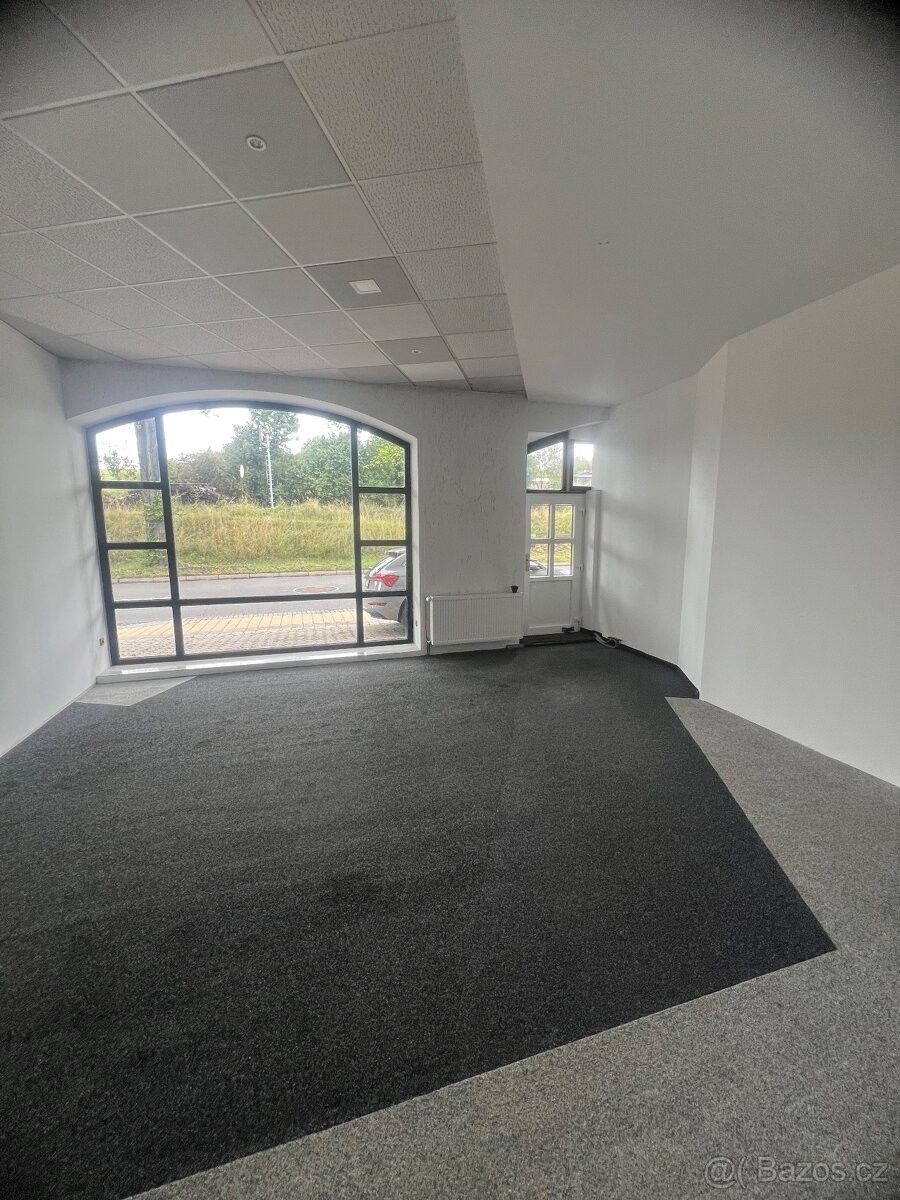 Pronájem obchodní prostory - Jilemnice, 514 01