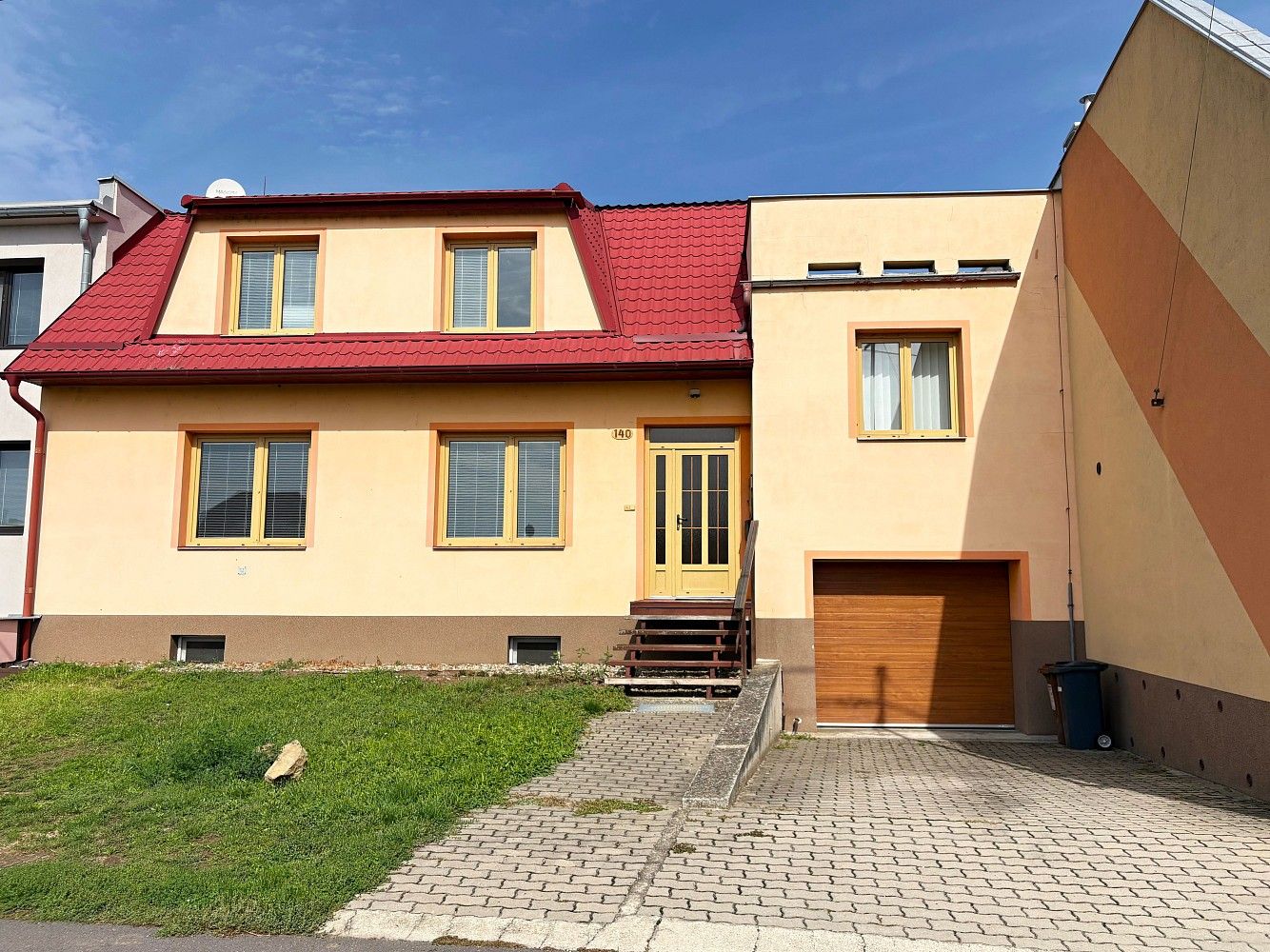 Rodinné domy, Ve Strhanci, Kunovice, okres Uherské Hradiště, 260 m² - 1