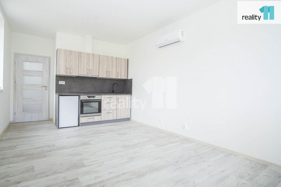 1+kk, Hlavní, Přerov, 25 m² - 1