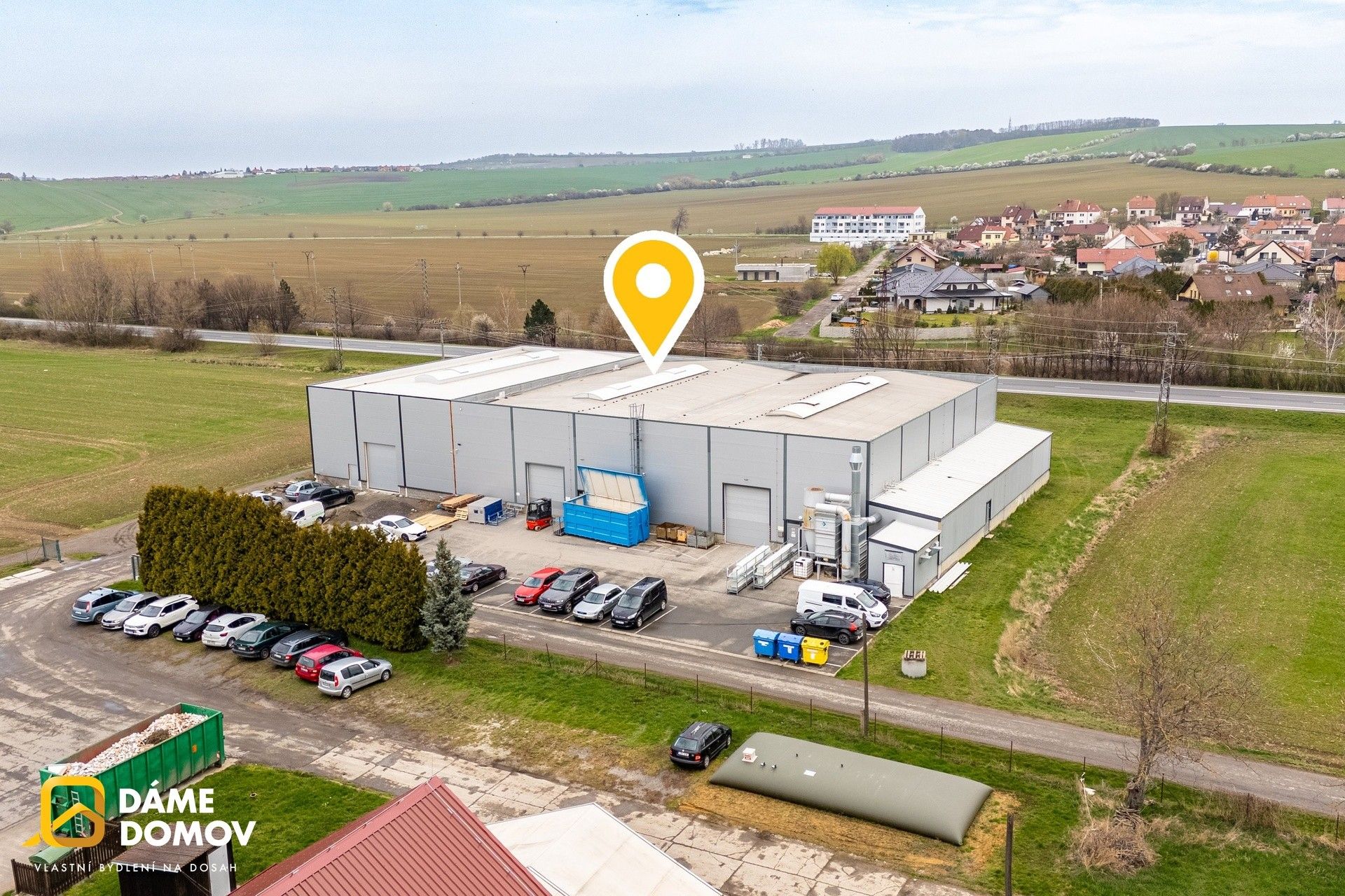 Sklady, Zámostí, Uherské Hradiště, 482 m²