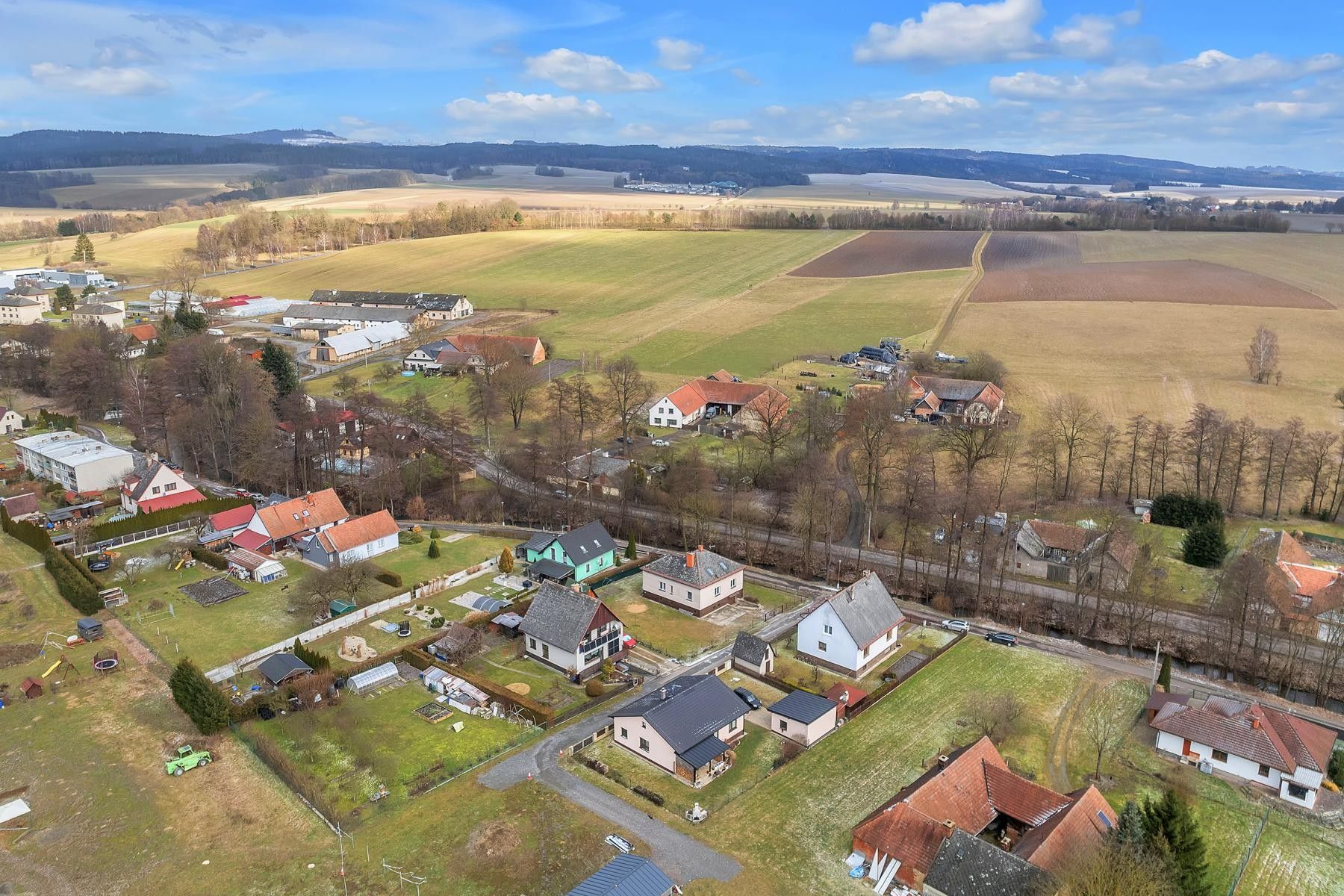 Rodinné domy, Sázava, 203 m²