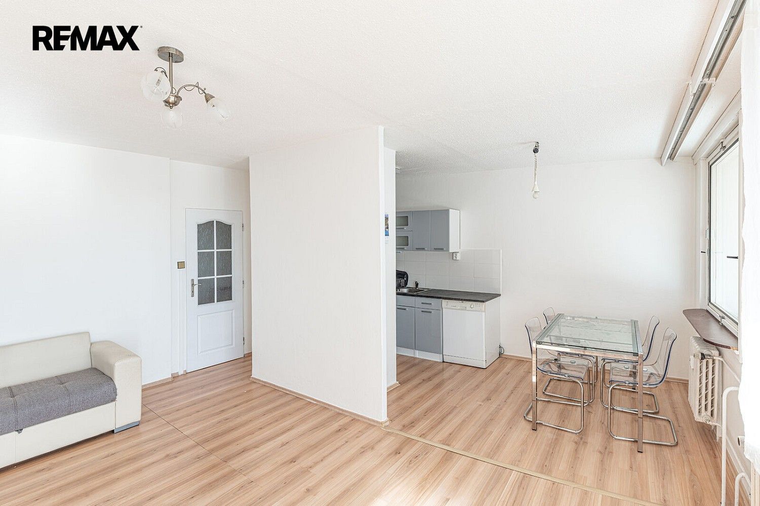 3+1, Frostova, Praha 10 - Petrovice, 77 m² - 1
