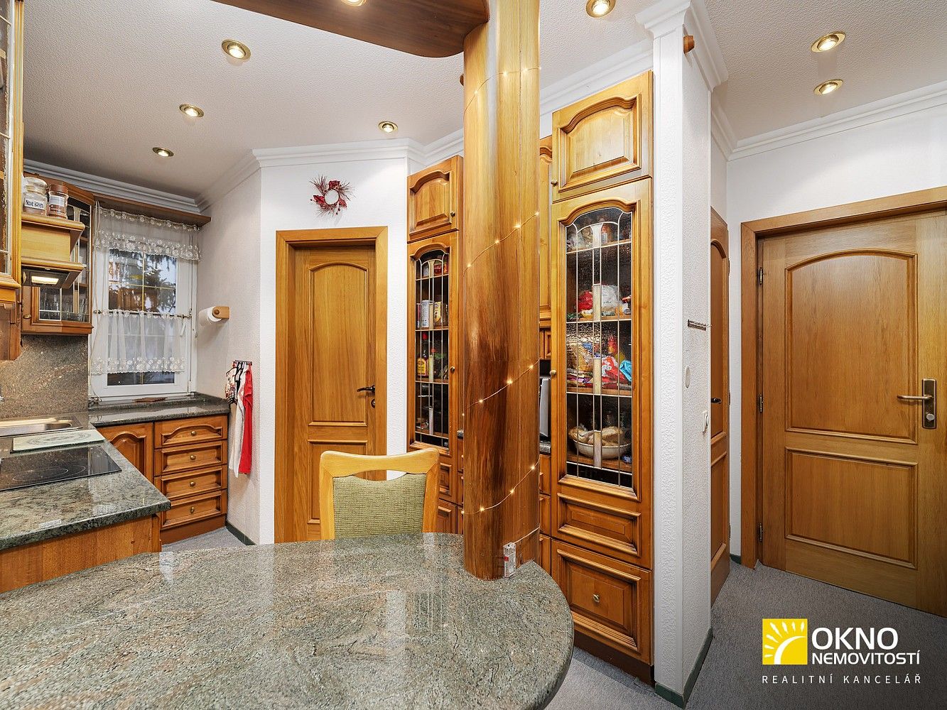 4+1, Sídliště Zahradní, Kyjov, okres Hodonín, 81 m² - 2