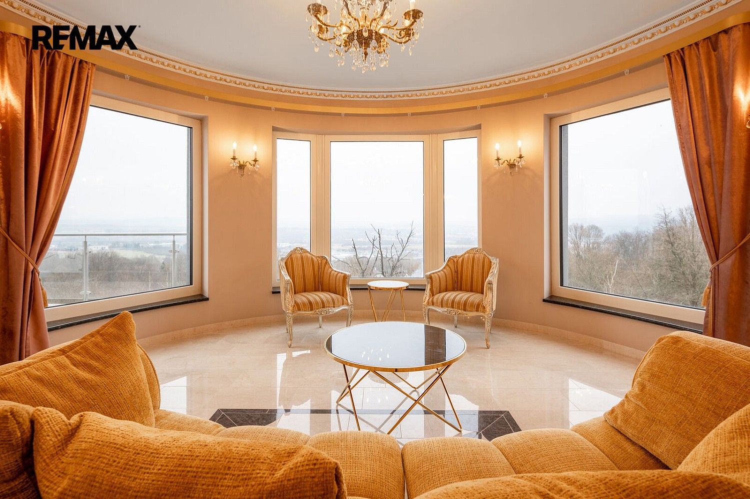 Rodinný dům · 483 m² · Jenišov, okres Karlovy Vary, Karlovarský kraj - 3