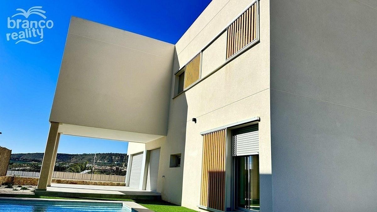 Prodej rodinný dům - Algorfa, ES, 235 m² - 5