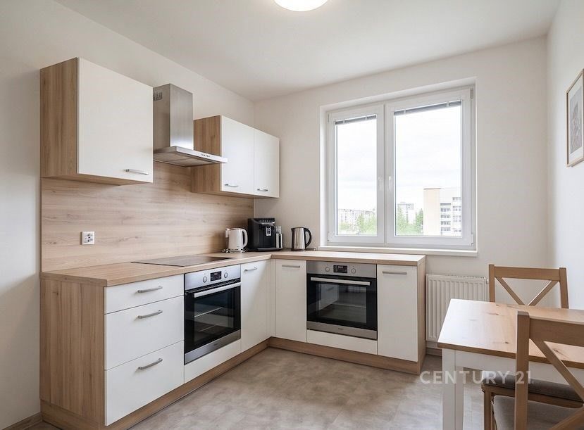 3+1, Leopoldova, Praha Chodov, 90 m² - 1