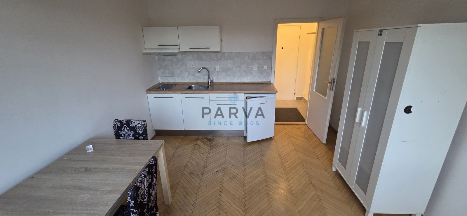 Pronájem byt 1+kk - Popelnicová 1052, Plzeň, 20 m²