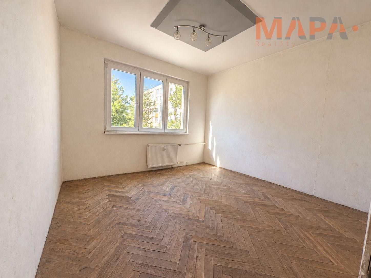 Prodej byt 2+1 - Chomutovská, Kadaň, 57 m² - 2