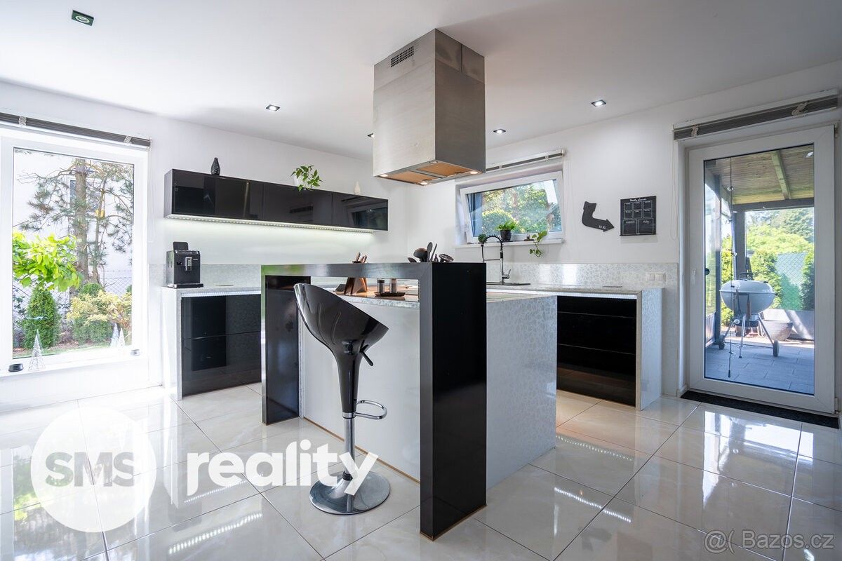 Rodinné domy, Karviná, 734 01