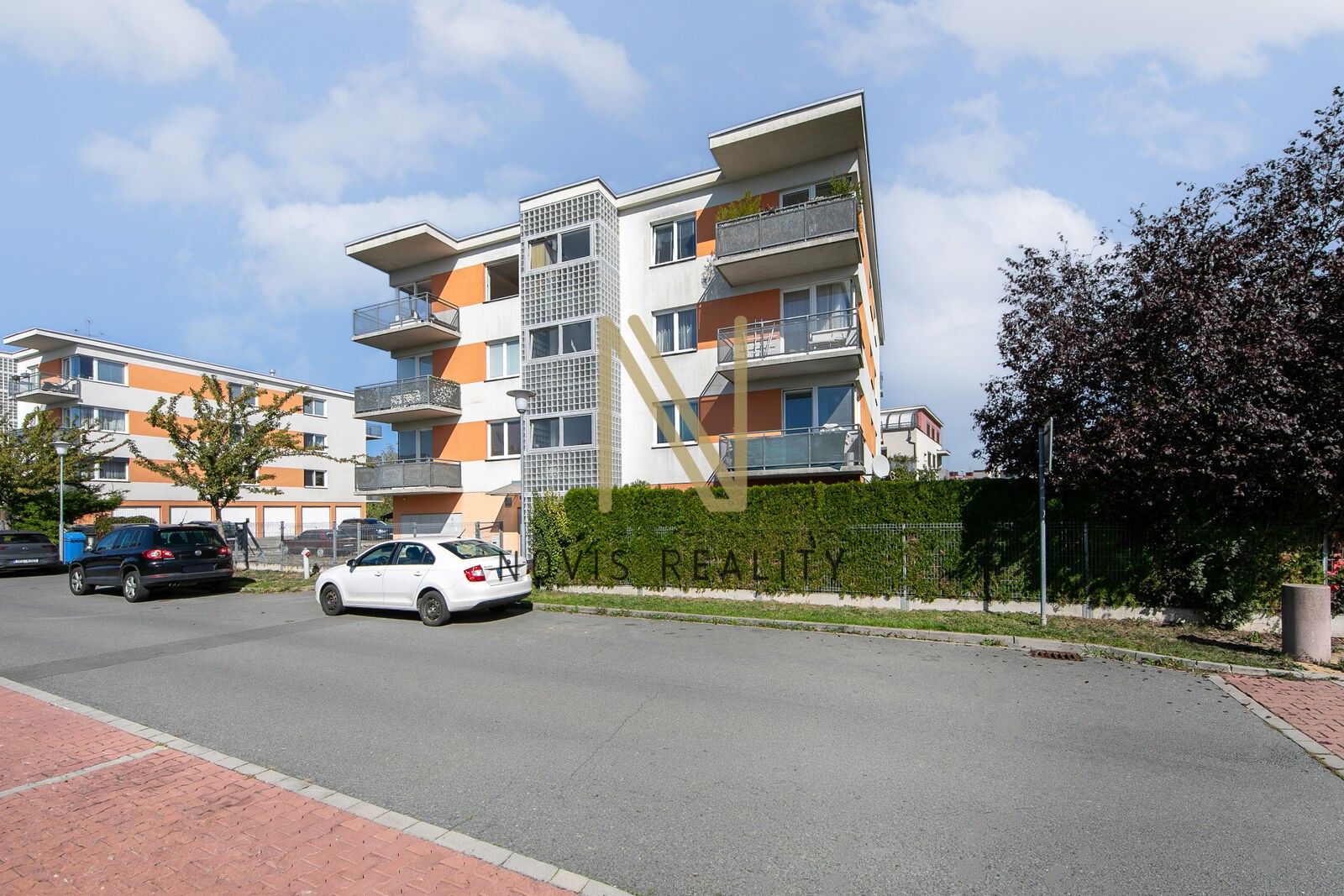 2+kk, Valtická, Plzeň Severní Předměstí, 967 m² - 1