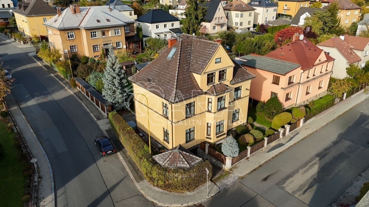 Byt, 99 m²