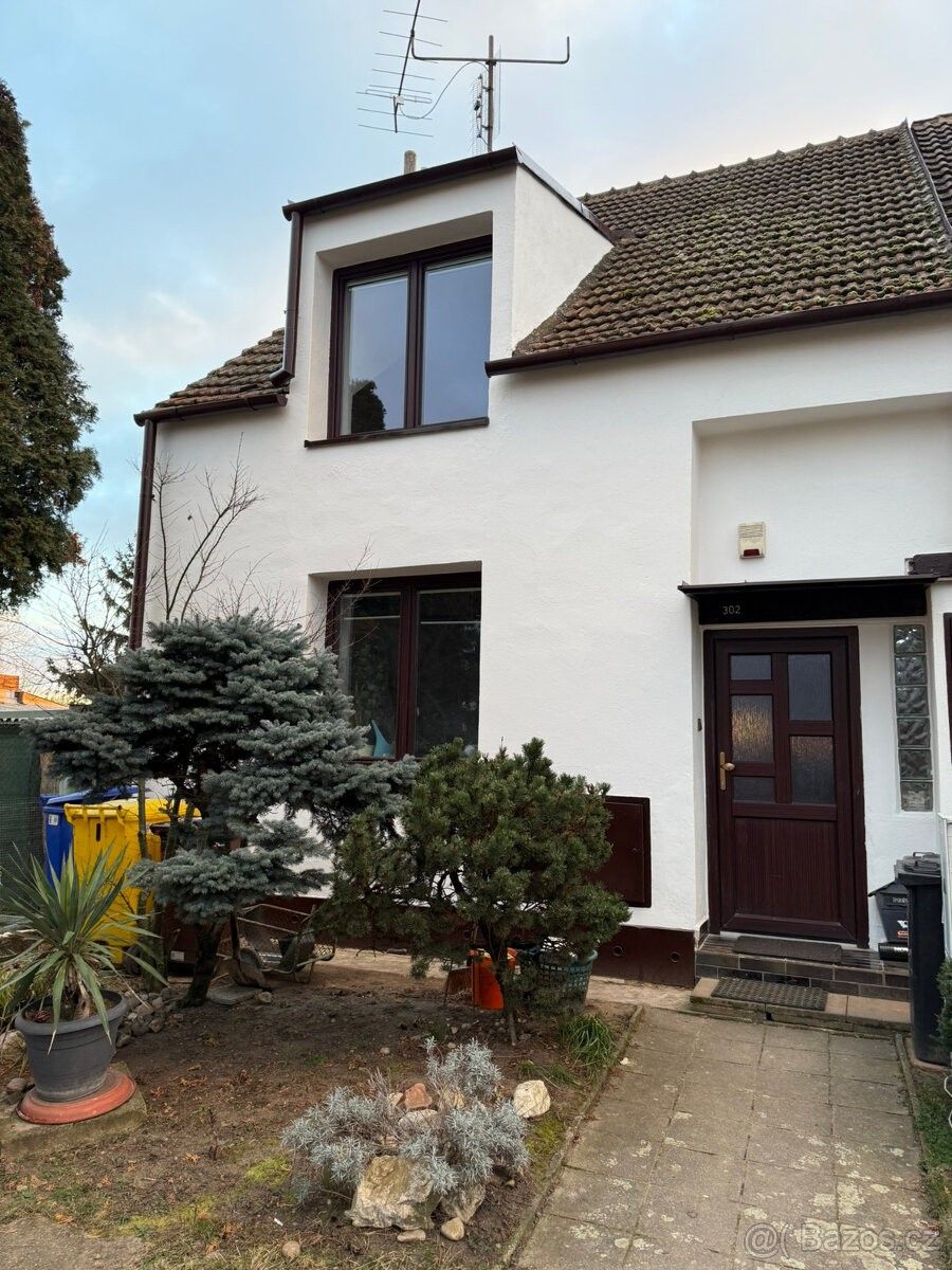 Rodinné domy, Hustopeče u Brna, 693 01