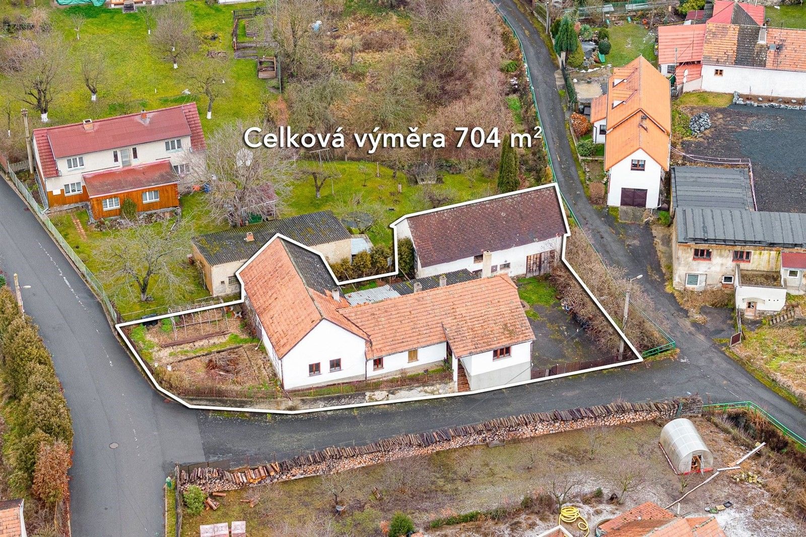 Rodinné domy, Buš, 372 m²