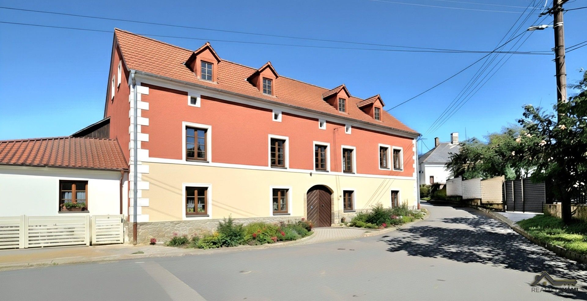 Rodinné domy, Helštýn, Buchlovice, 386 m²