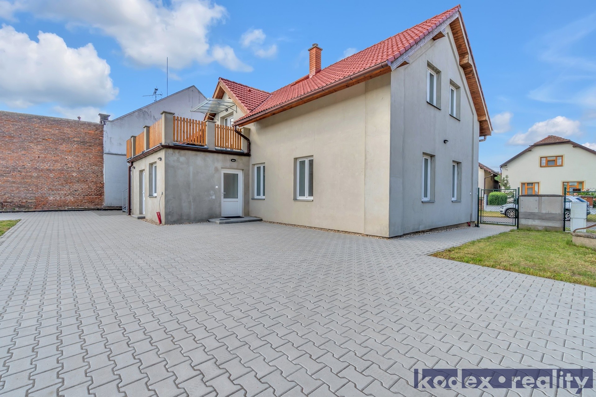 Byt 4+kk · 91 m² · Praskačka - 4