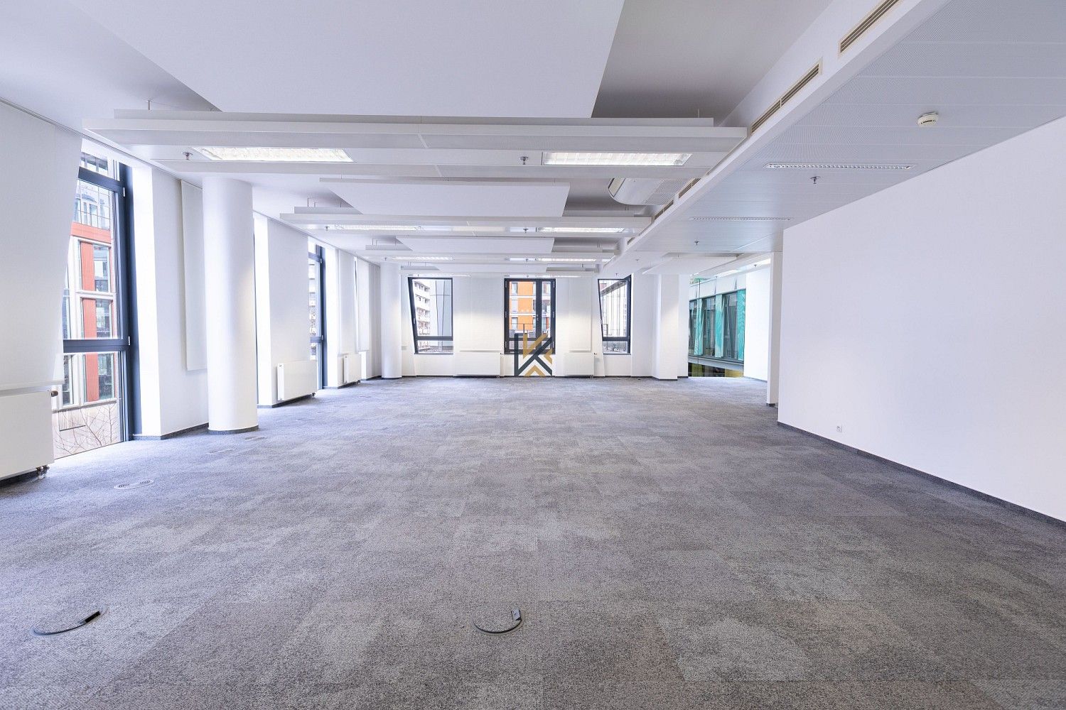 Pronájem kancelář - Praha - Karlín, okres Praha 8, Hlavní město Praha, 886 m² - 5