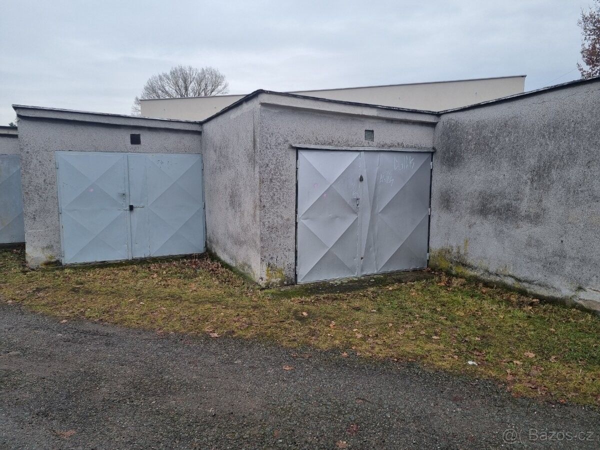 Garáže, Staré Hradiště u Pardubic, 533 52
