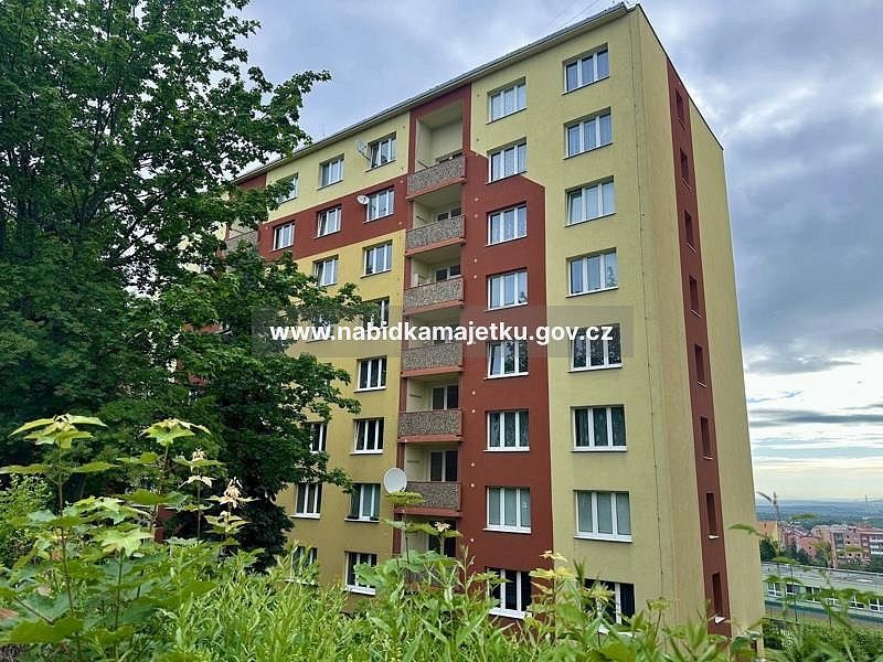 2+1, Chomutov, 60 m² - 1