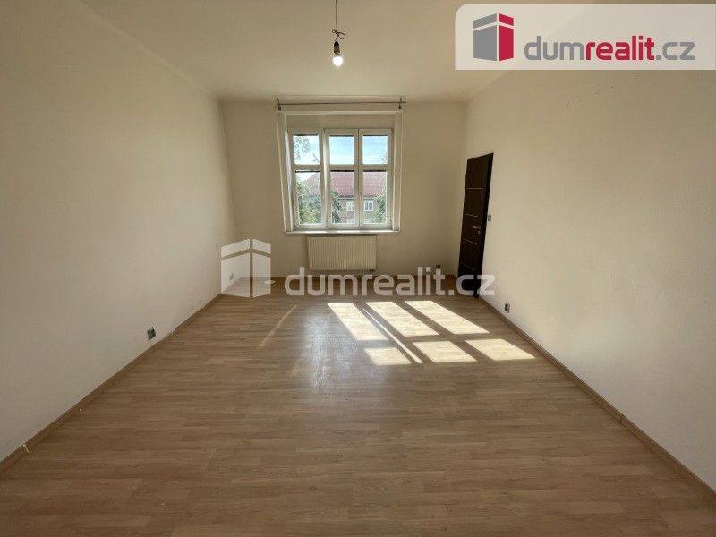 Byt 2+1 · 60 m² · Černokostelecká, Praha - 4