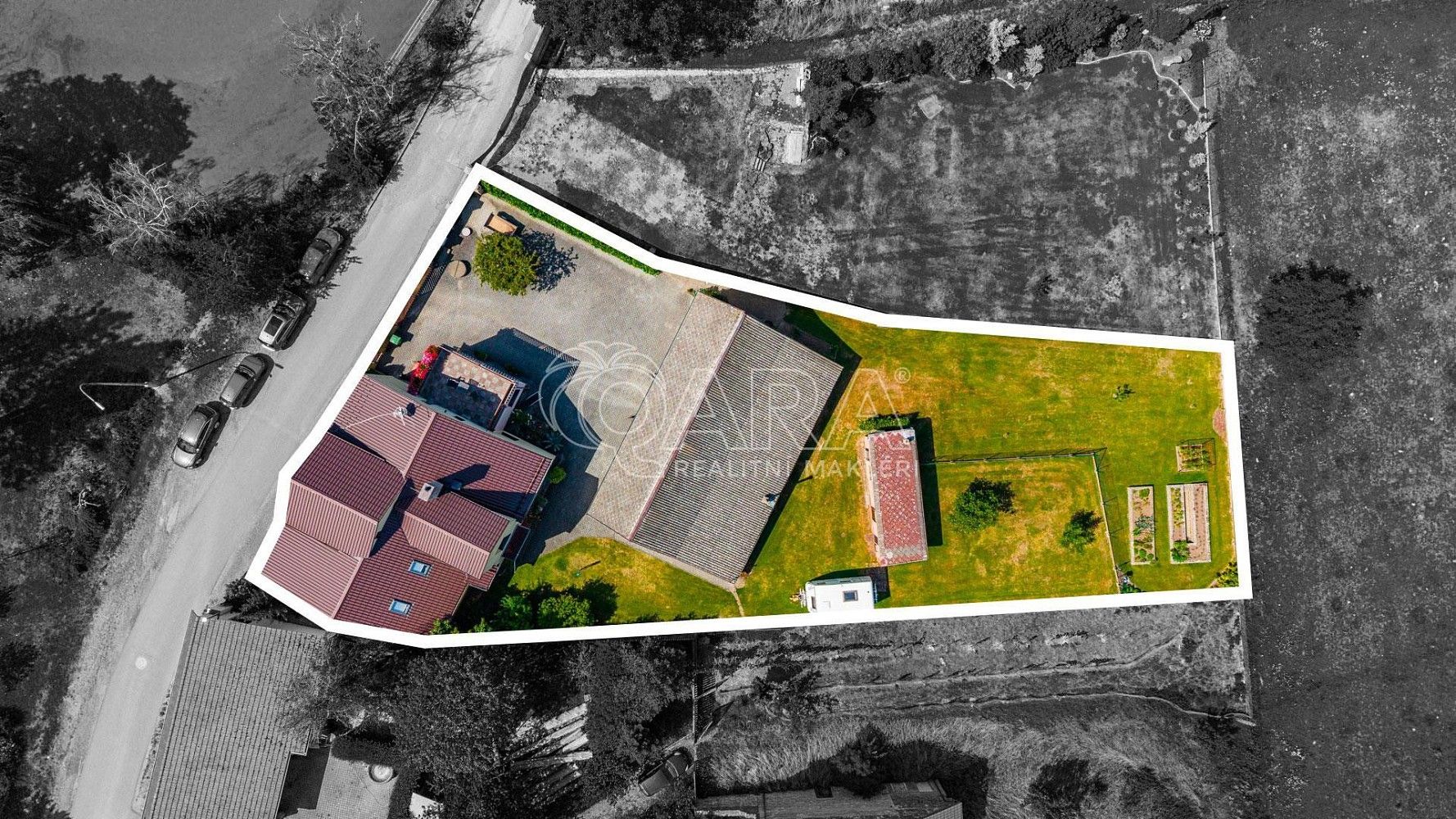 Prodej rodinný dům - Mořina, okres Beroun, 320 m² - 5