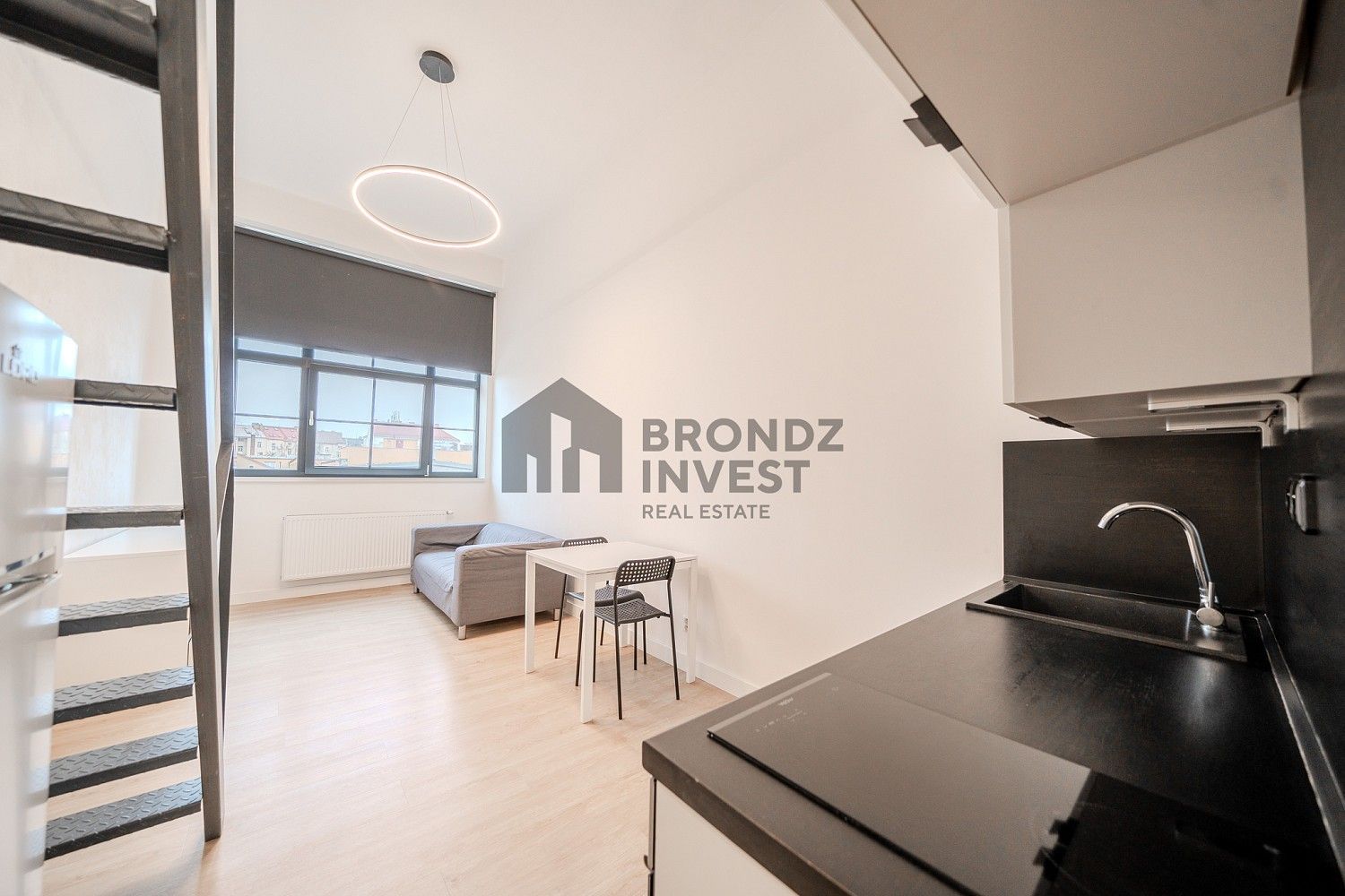 Byt 1+kk · 32 m² · Praha - Vysočany, okres Praha 9, Hlavní město Praha - 4