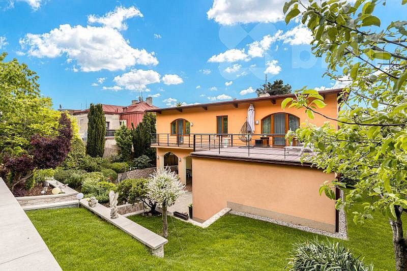 Rodinný dům, 350 m²