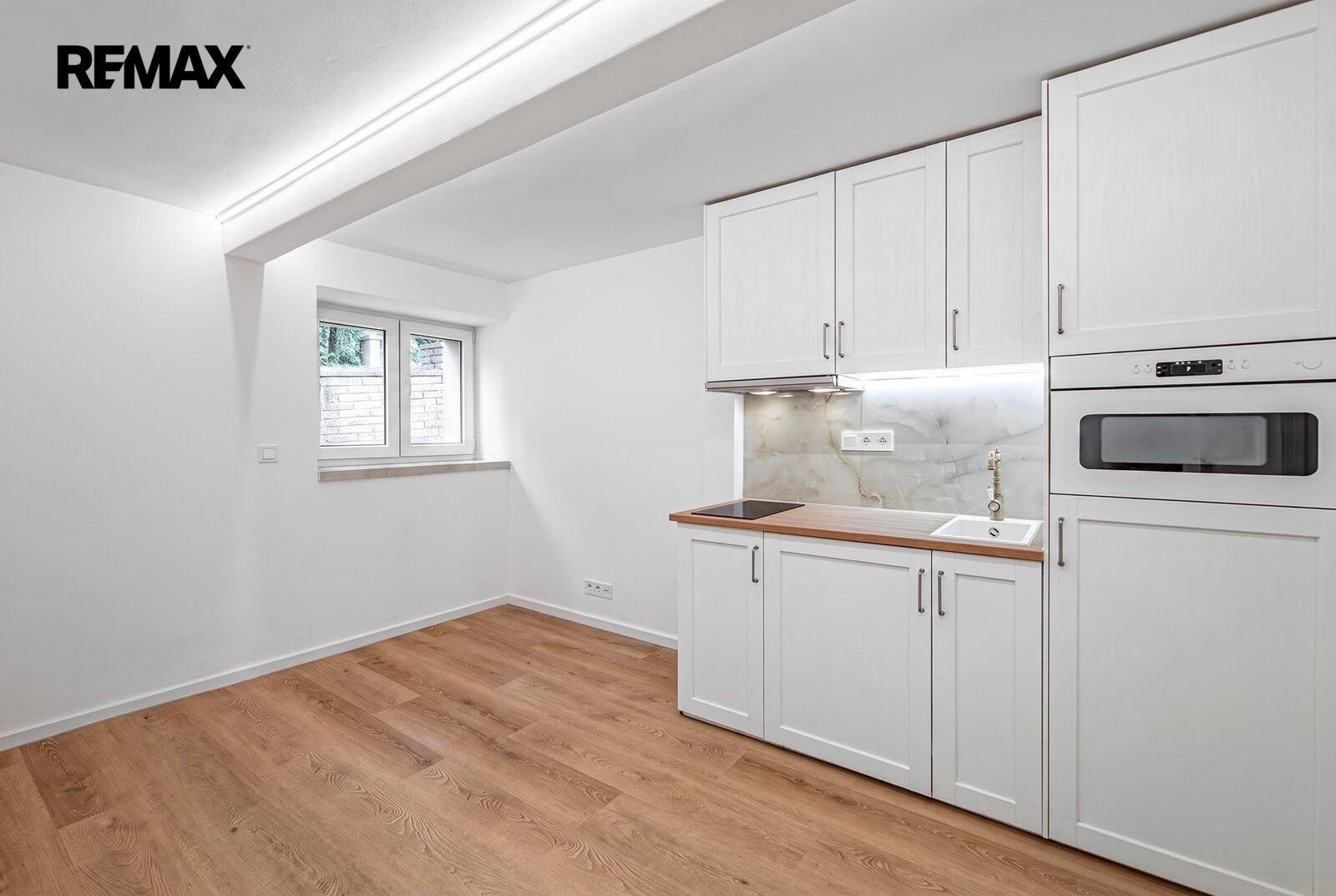 2+kk, Nad Kajetánkou 1426, Praha Břevnov, 22 m² - 1
