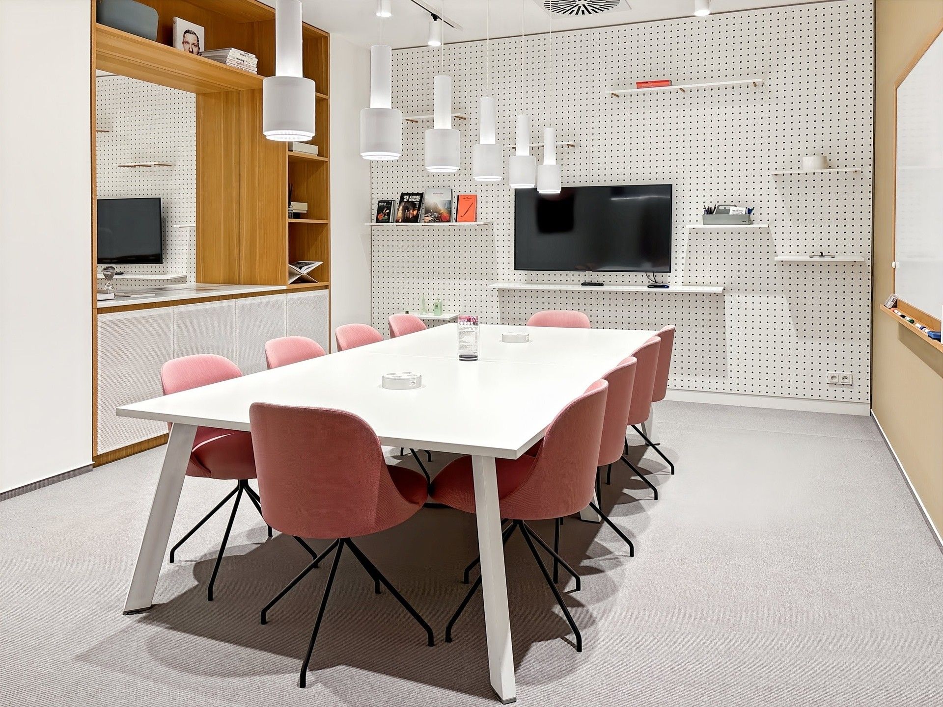 Kancelář · 5 m² · Karolinská, Praha - 4