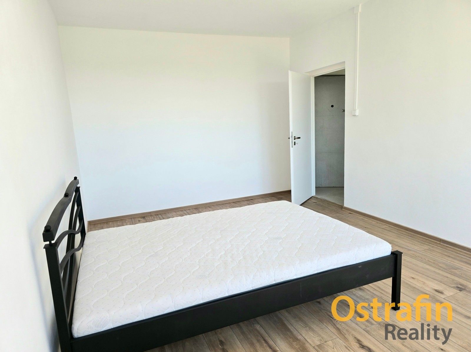 1+1, Výškovická, Ostrava Zábřeh, 37 m² - 2
