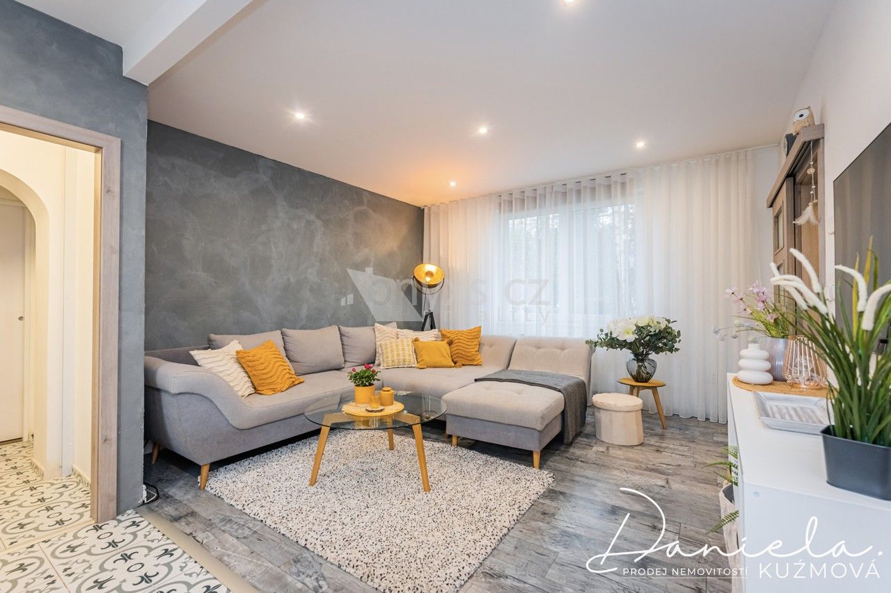 Prodej rodinný dům - Zálezlice, 83 m²