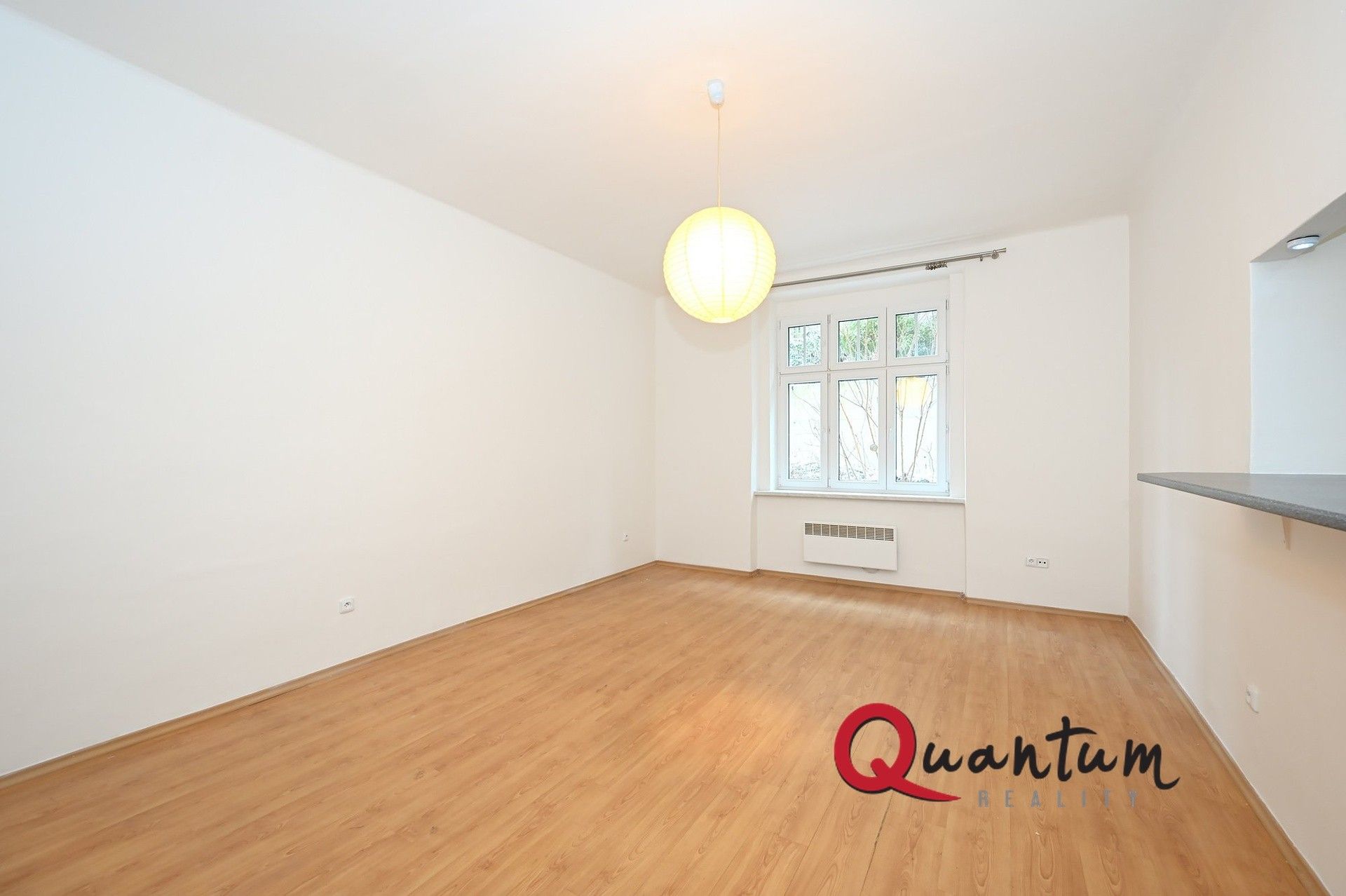 Pronájem byt 1+kk - Boleslavova 764, Praha, 30 m²
