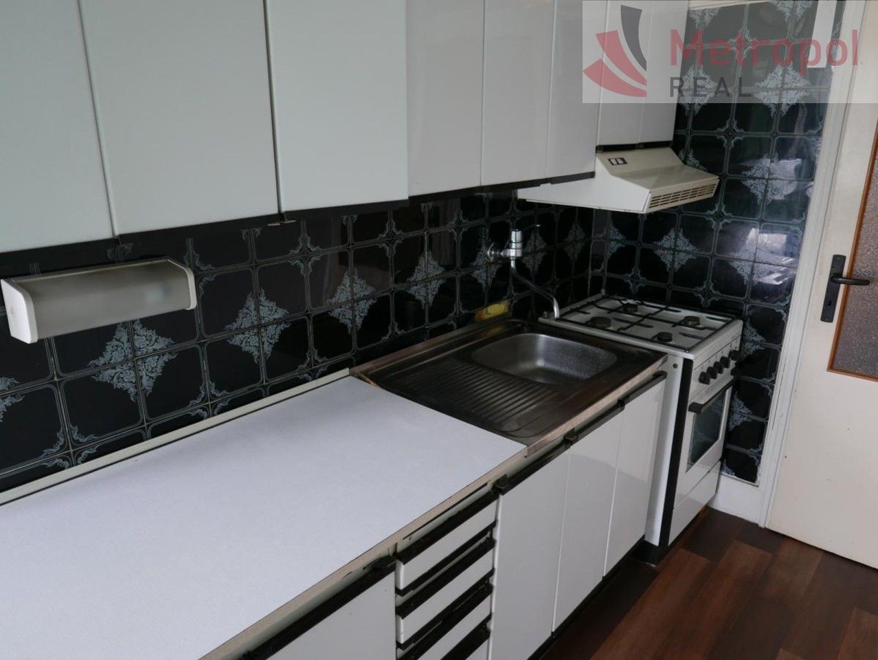 Byt 2+1 · 63 m² · Karlovy Vary Drahovice - 3