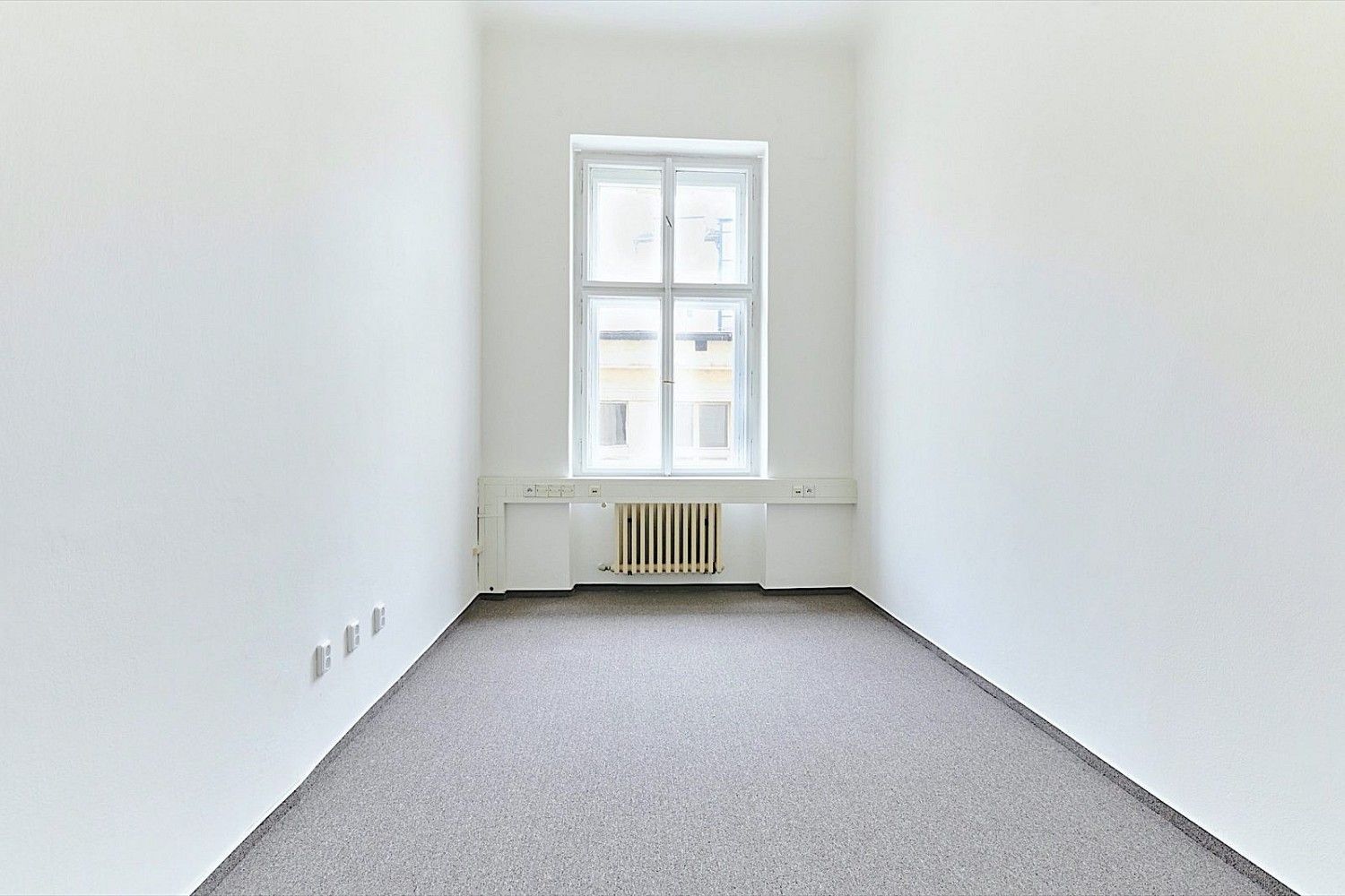 Kancelář · 102 m² · Praha - 3