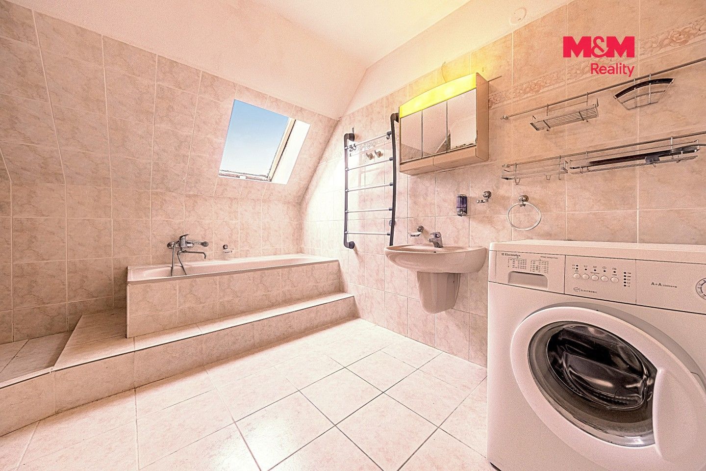 Prodej rodinný dům - Živohošť, Křečovice, 333 m² - 5