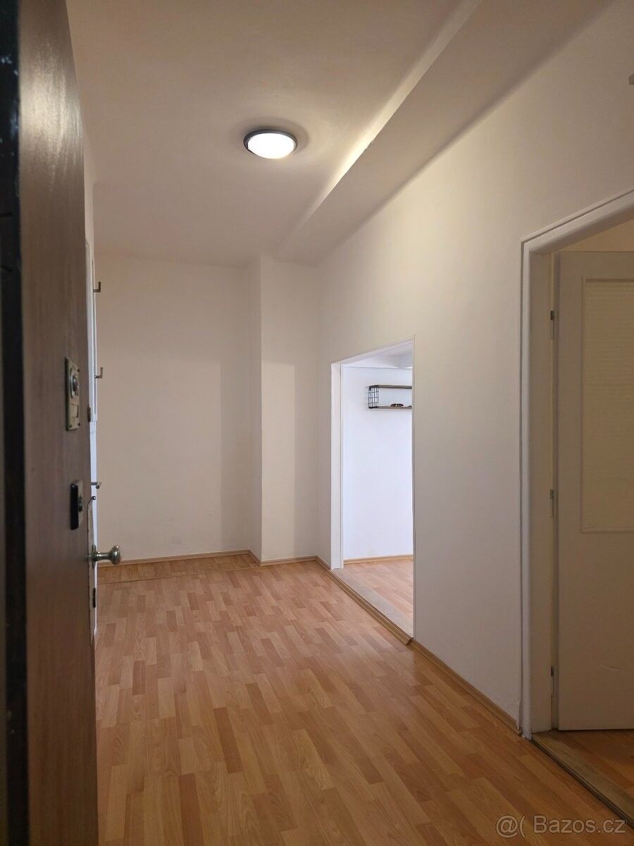 Pronájem byt - Praha, 170 00