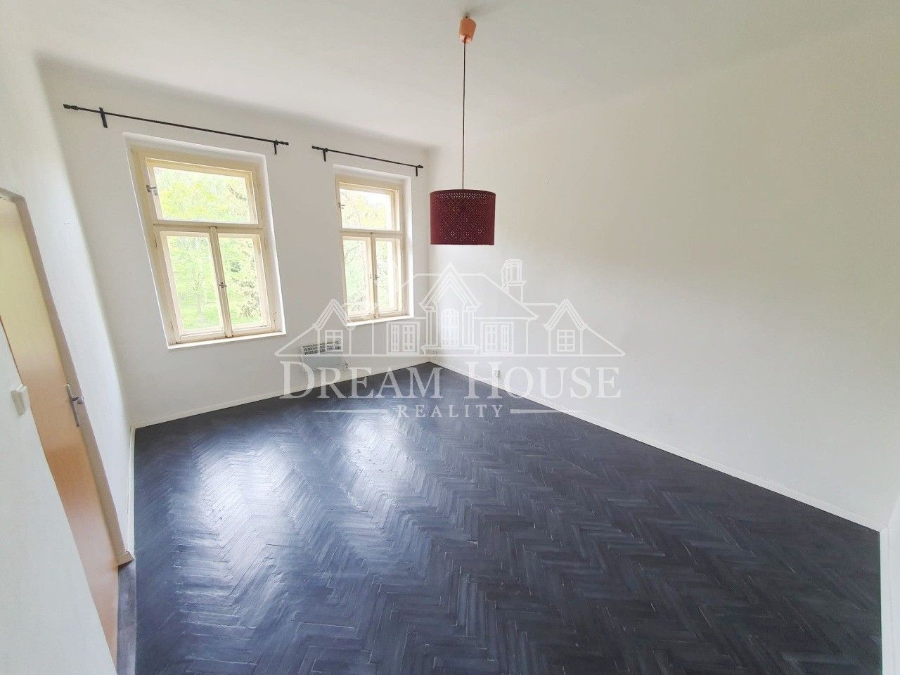 Byt 2+kk · 40 m² · Lumírova, Praha - 3