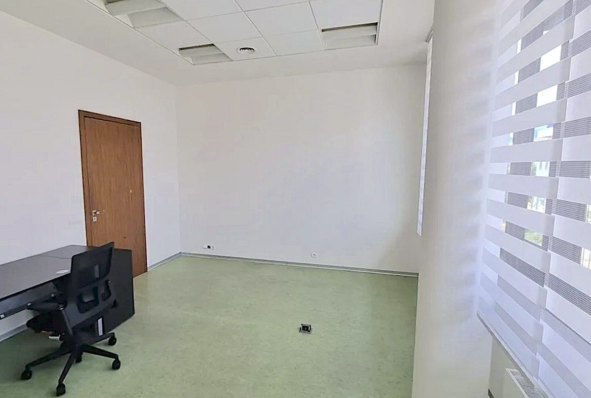 Kancelář · 349 m² · Vestec - 3