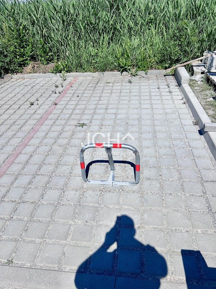 Nemovitost, 14 m²