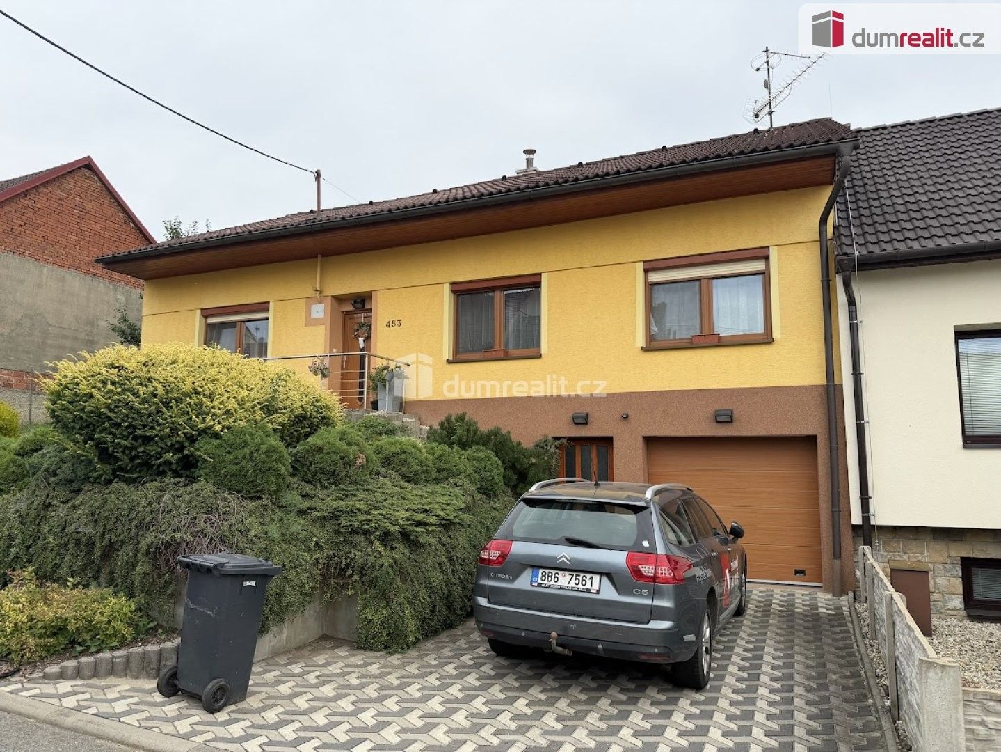 Rodinné domy, Bánov, 128 m² - 2