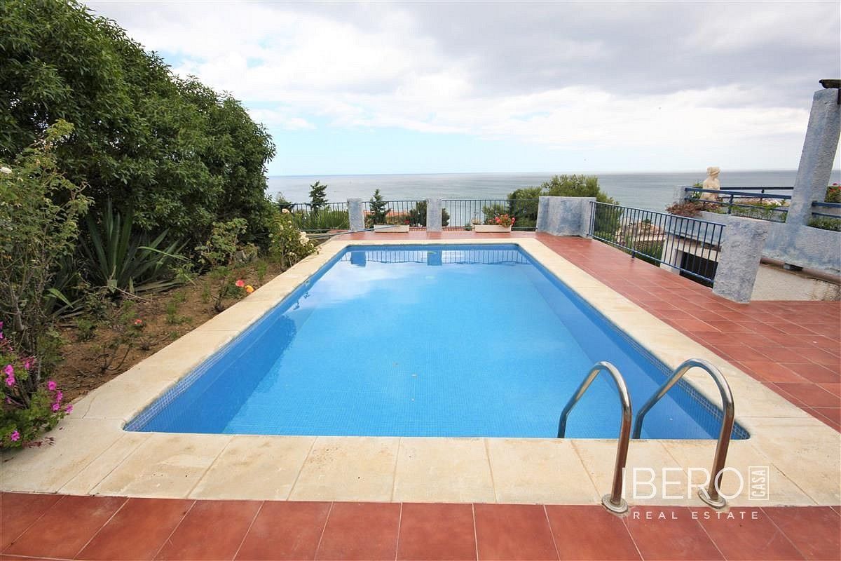 Prodej rodinný dům - Estepona, ES, 300 m² - 2