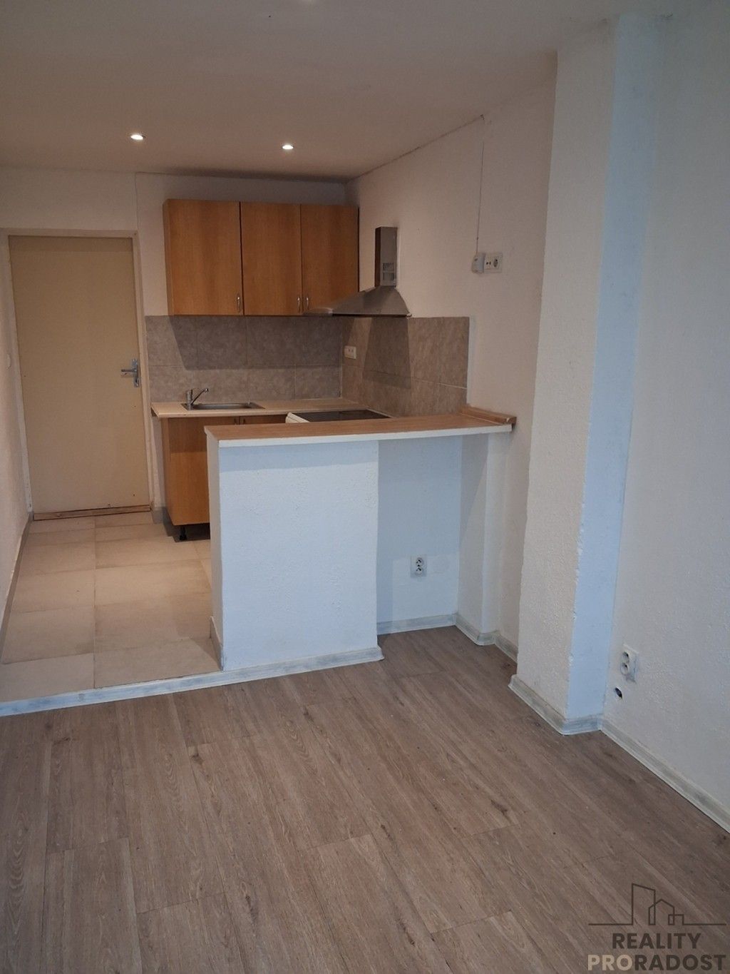 Pronájem byt 1+kk - Na rybníčku, Olomouc, 20 m²