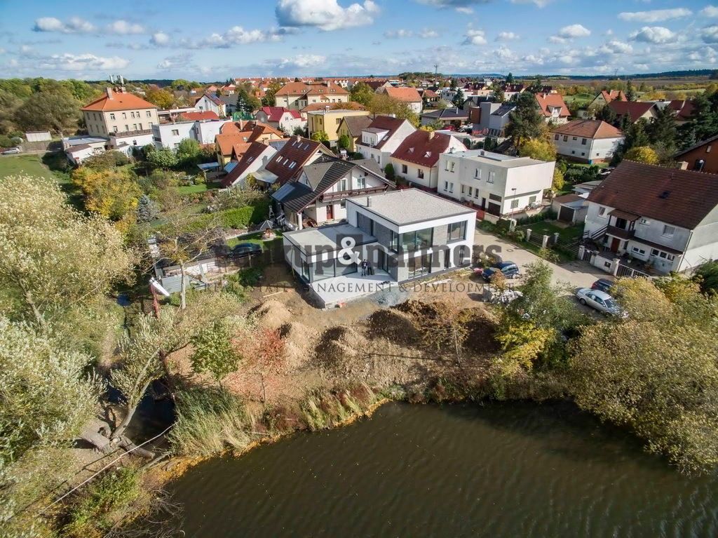 Rodinné domy, U Mlýnského rybníka, Praha, 250 m²