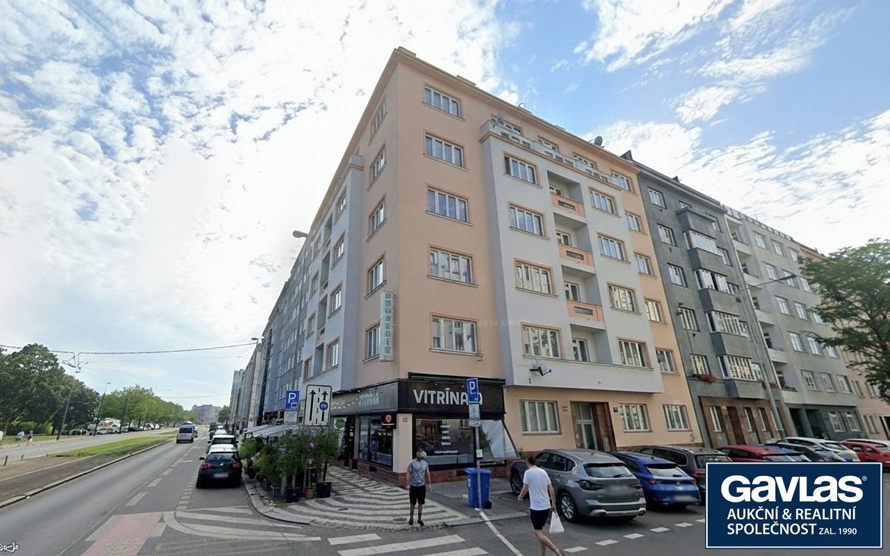 2+kk, Hradecká 2339, Praha, 55 m²